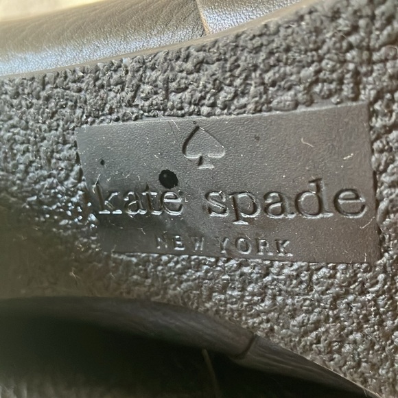 Kate Spade: Black Pebbled Leather Mannie Bow boots- 8.5 - Picture 12 of 16